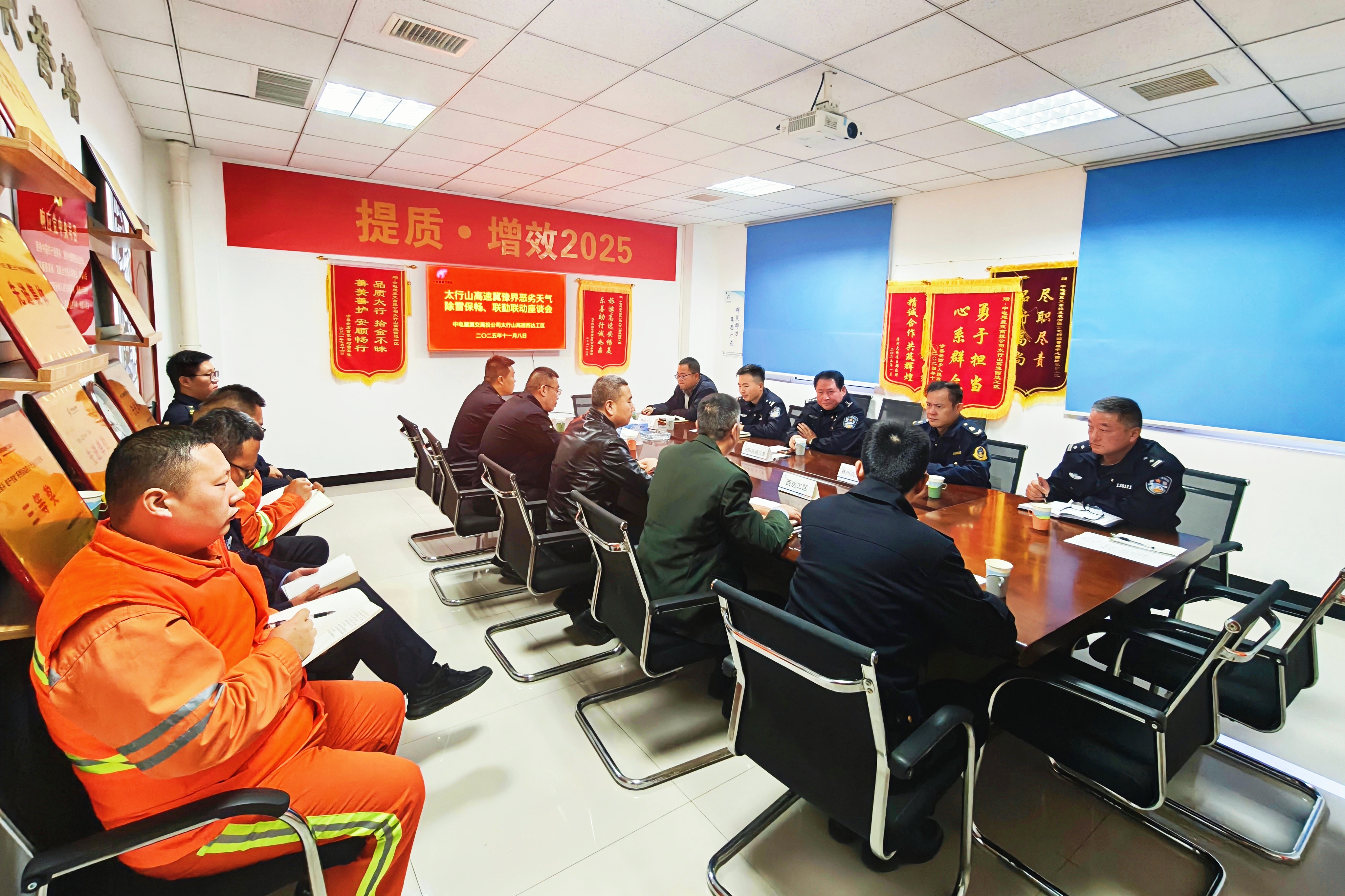 1763109444852.jpg 1763109444852.jpg